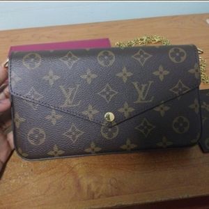 LOUIS VUITTON POCHETTE FELICIE